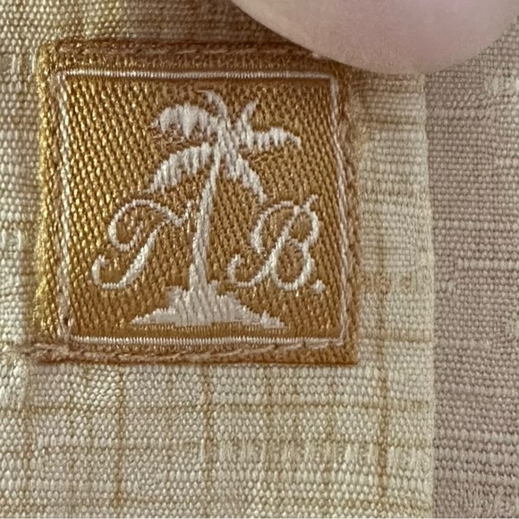 Tommy Bahama Hawaiian Floral Shirt - Picture 5 of 7